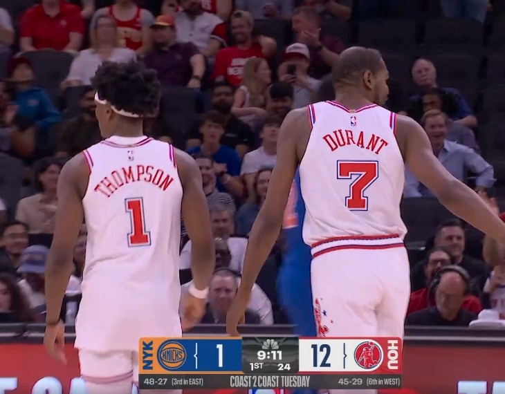 杜兰特开场三分钟独取10分 尼克斯被迫暂停