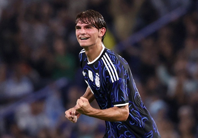 科莫总监鲁迪谈小法未来 离队前提是亲自选帅 帕斯去留六月定