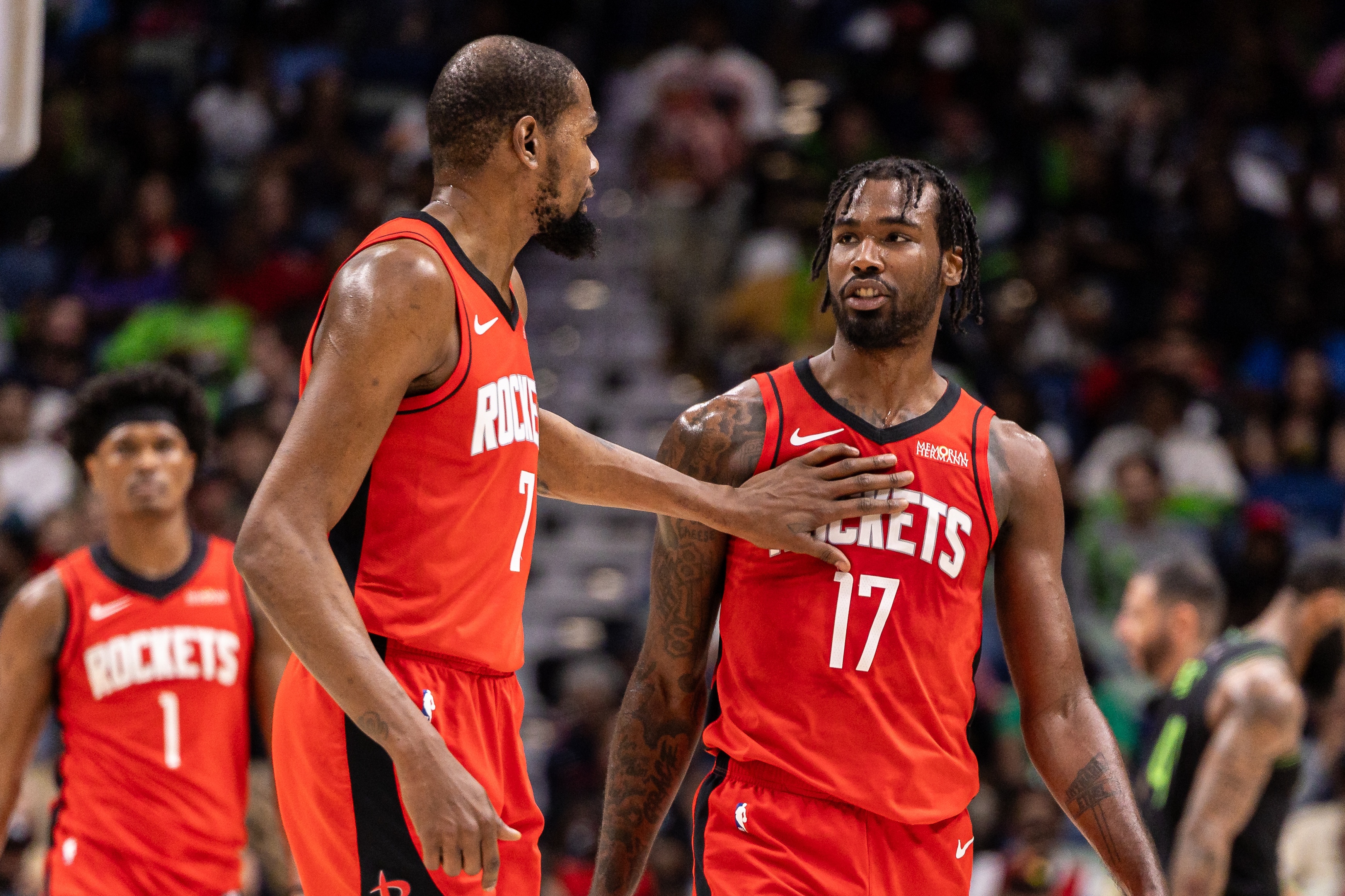 火箭35助攻拆解尼克斯 伊森回暖激活体系 季后赛模式提前开启