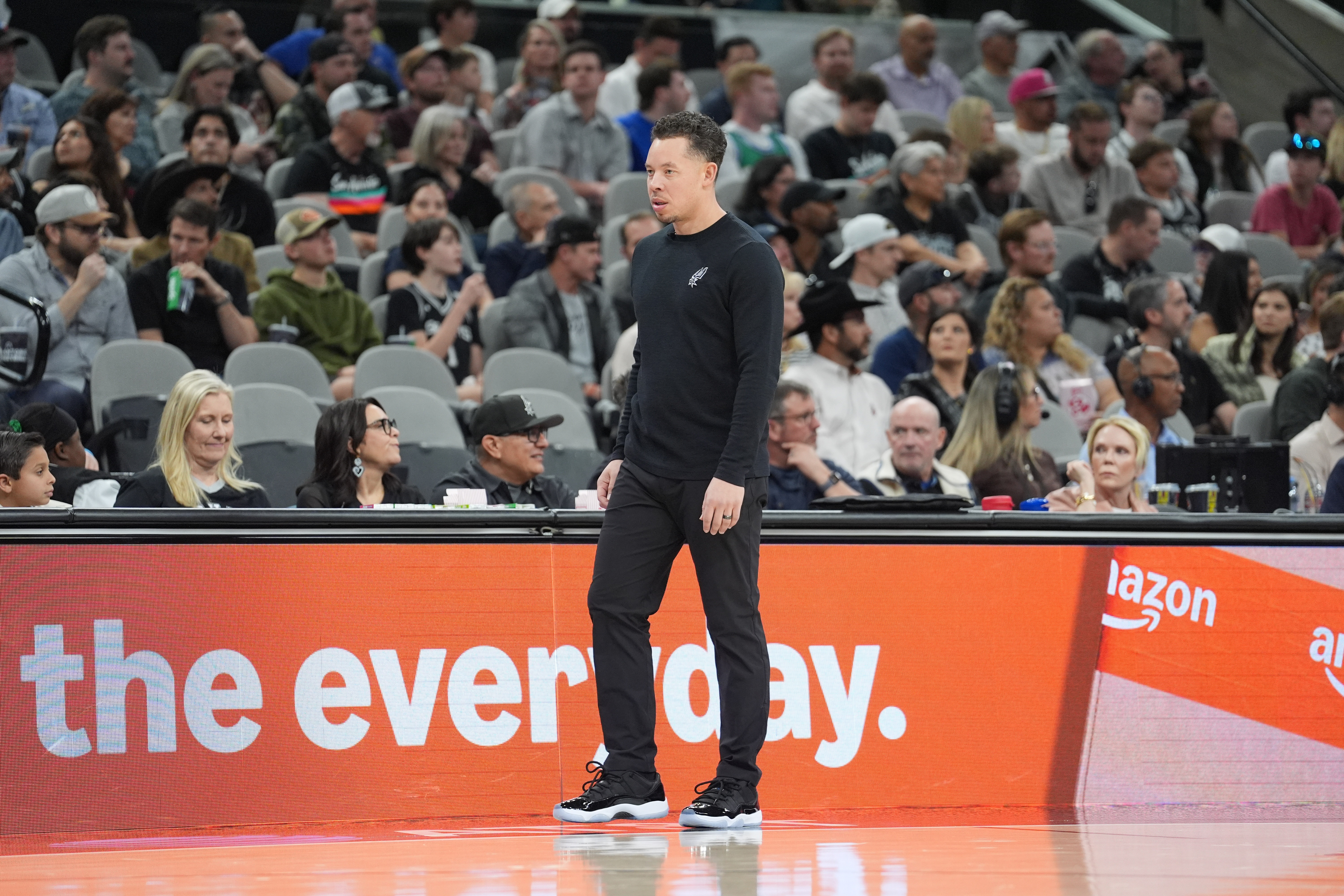 米奇·约翰逊揽责 马刺胜勇士暴露改进空间