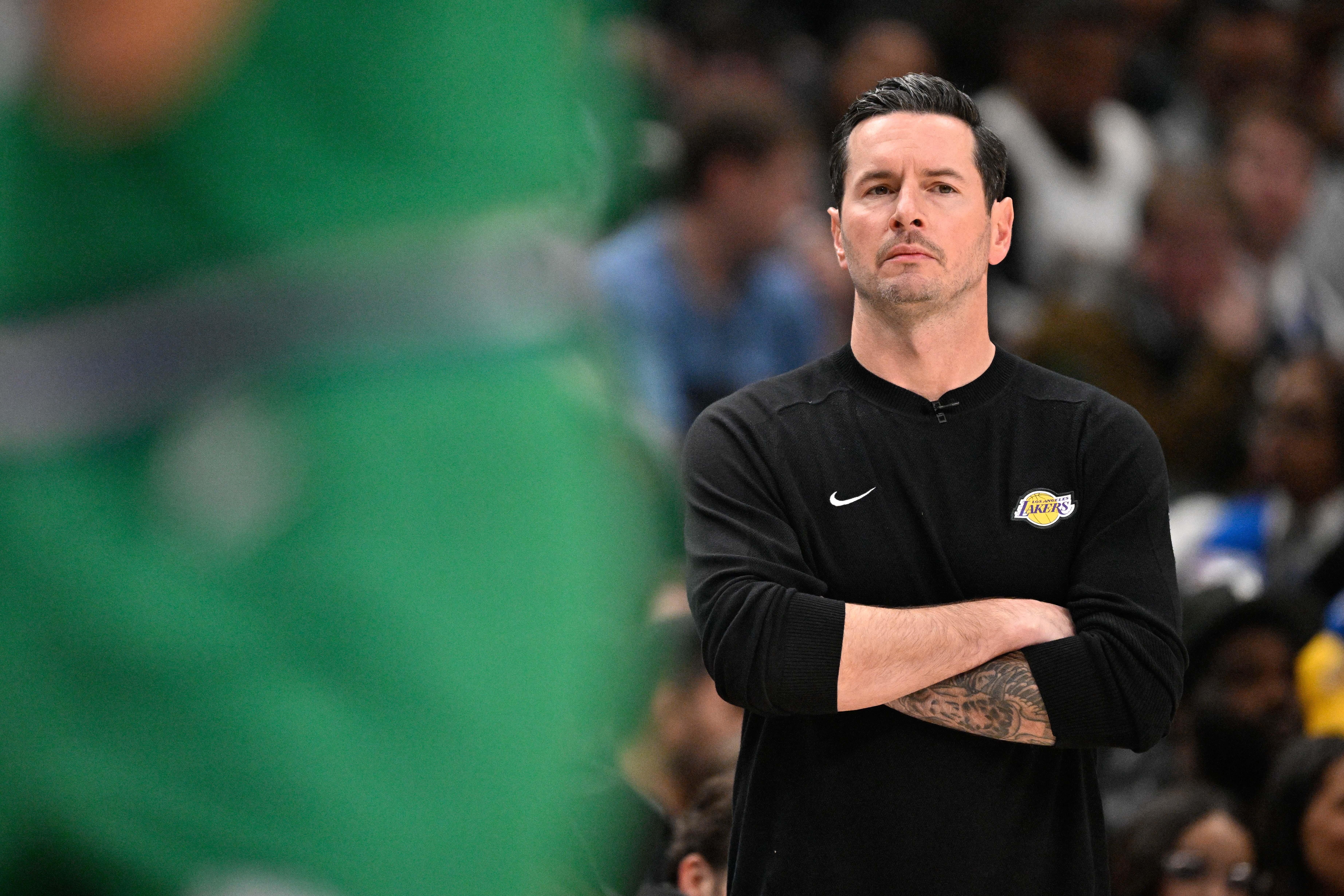 湖人三月防守绞杀全明星 爱德华兹穆雷米切尔集体失准