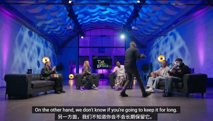 阿什拉夫访谈获赠奖杯与毛巾 非洲杯争议事件再成焦点