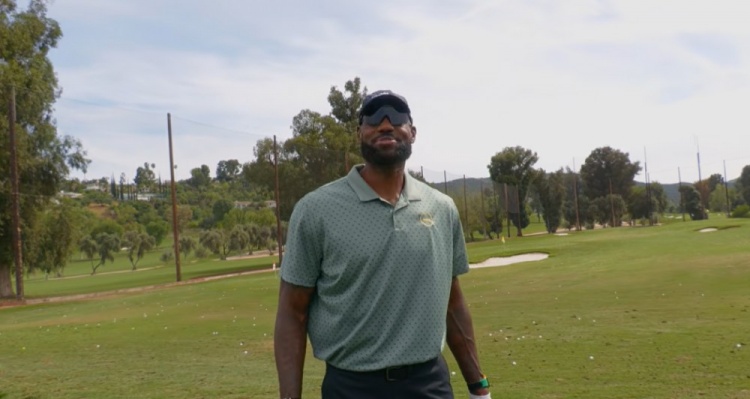 詹姆斯自曝40岁挑战高尔夫 直言专挑不擅长之事