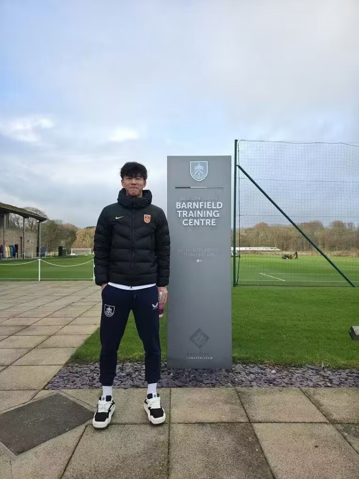 伯恩利亚洲高管披露引援内幕 六人候选名单王钰栋在列