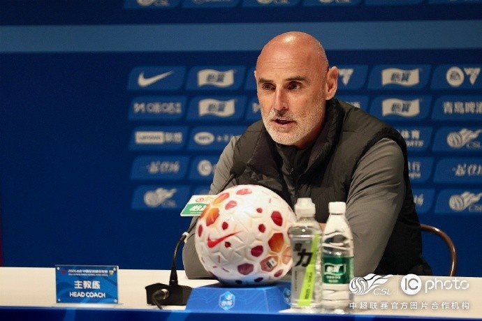 海港战前确认国脚全员归队 仅李新翔一人伤缺