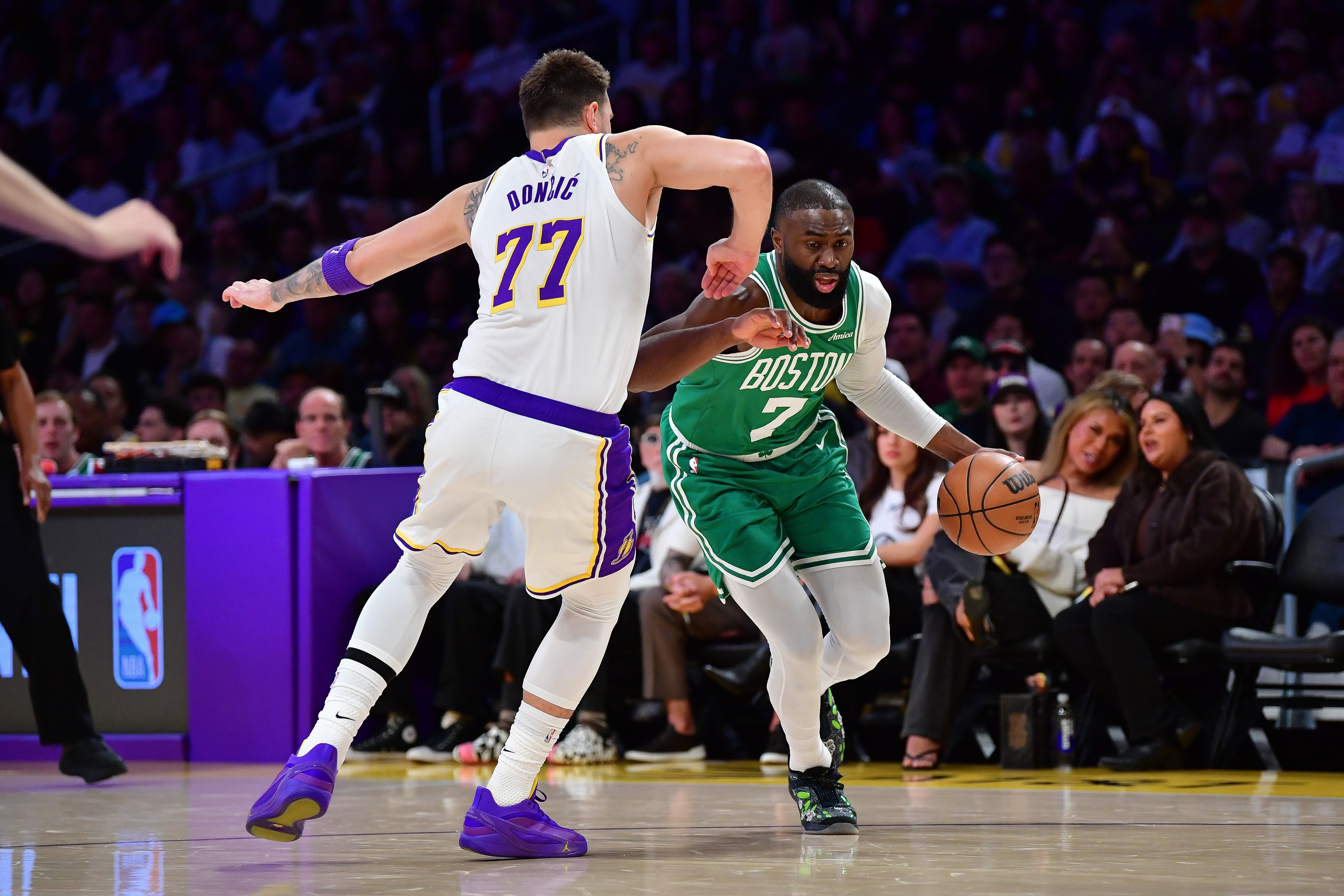 麦坎茨引科比旧论评东契奇 持球大核模式再遭季后赛拷问