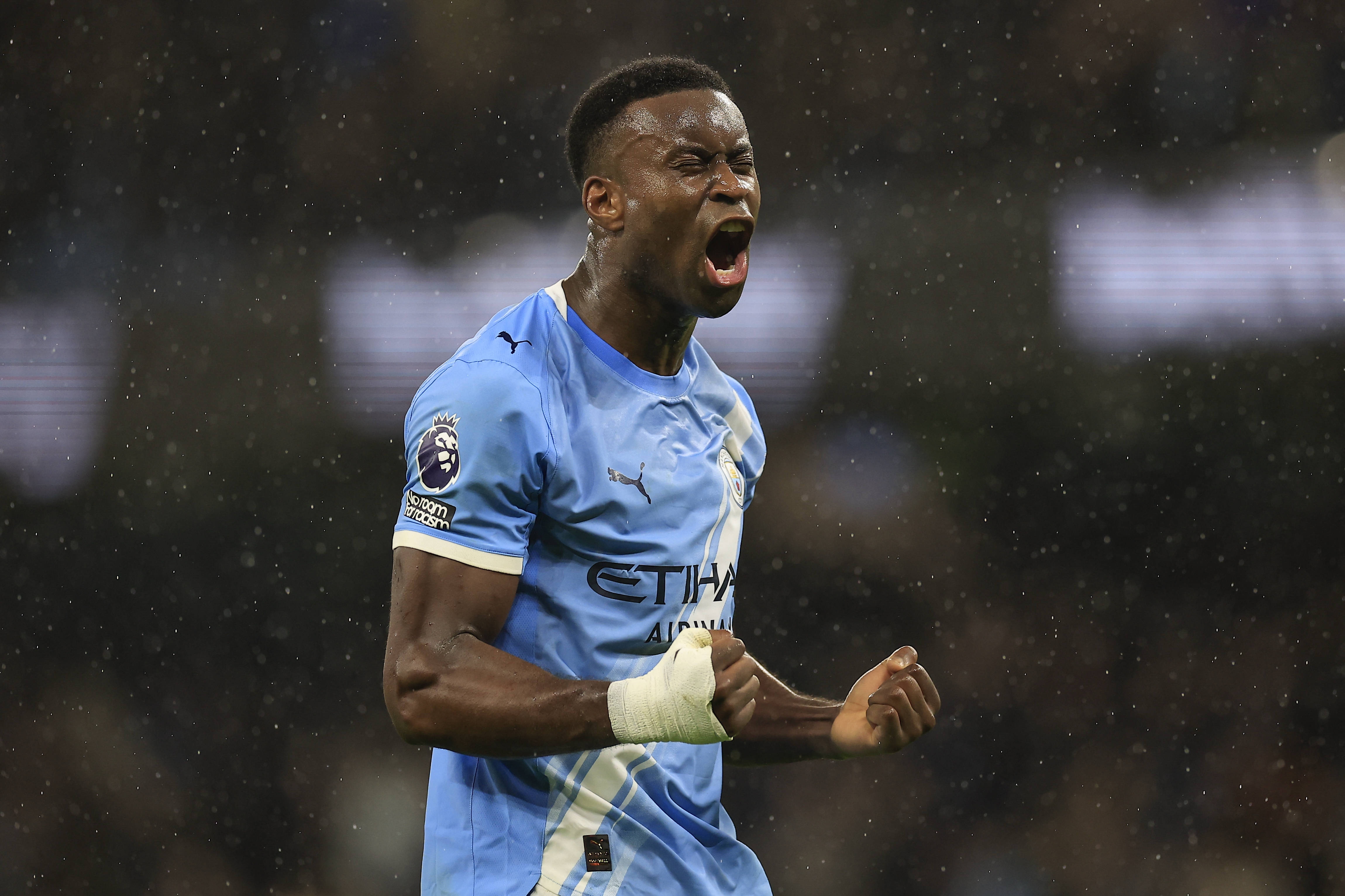 格伊谈五杀利物浦纯属巧合 详解曼城零封红军战术执行 格伊谈五杀利物浦纯属巧合 详解曼城零封红军战术执行