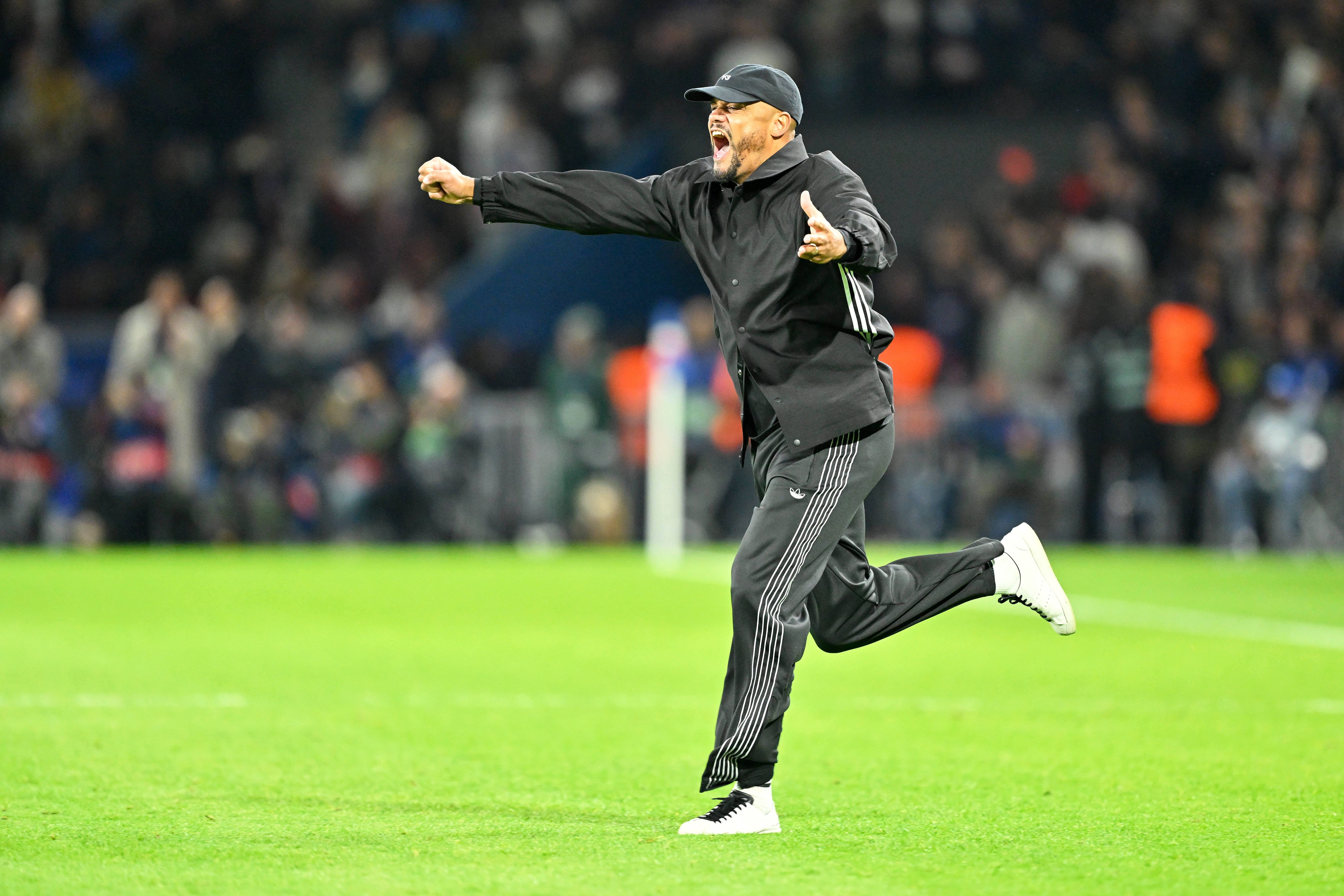 枪手杯赛双线崩盘 巴萨绝杀马竞扩大优势