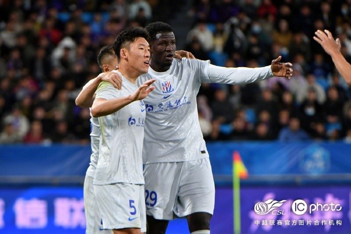 申花客场两度落后两度扳平 拉唐点射绝杀津门虎