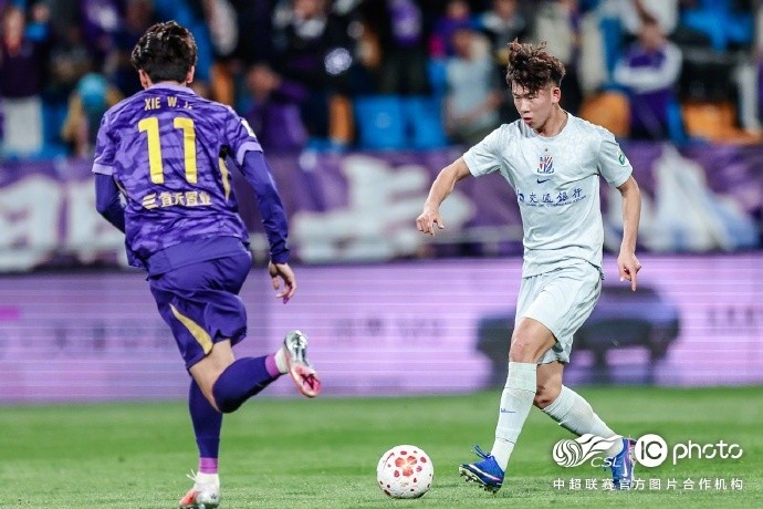 申花客场两度落后两度扳平 拉唐点射绝杀津门虎
