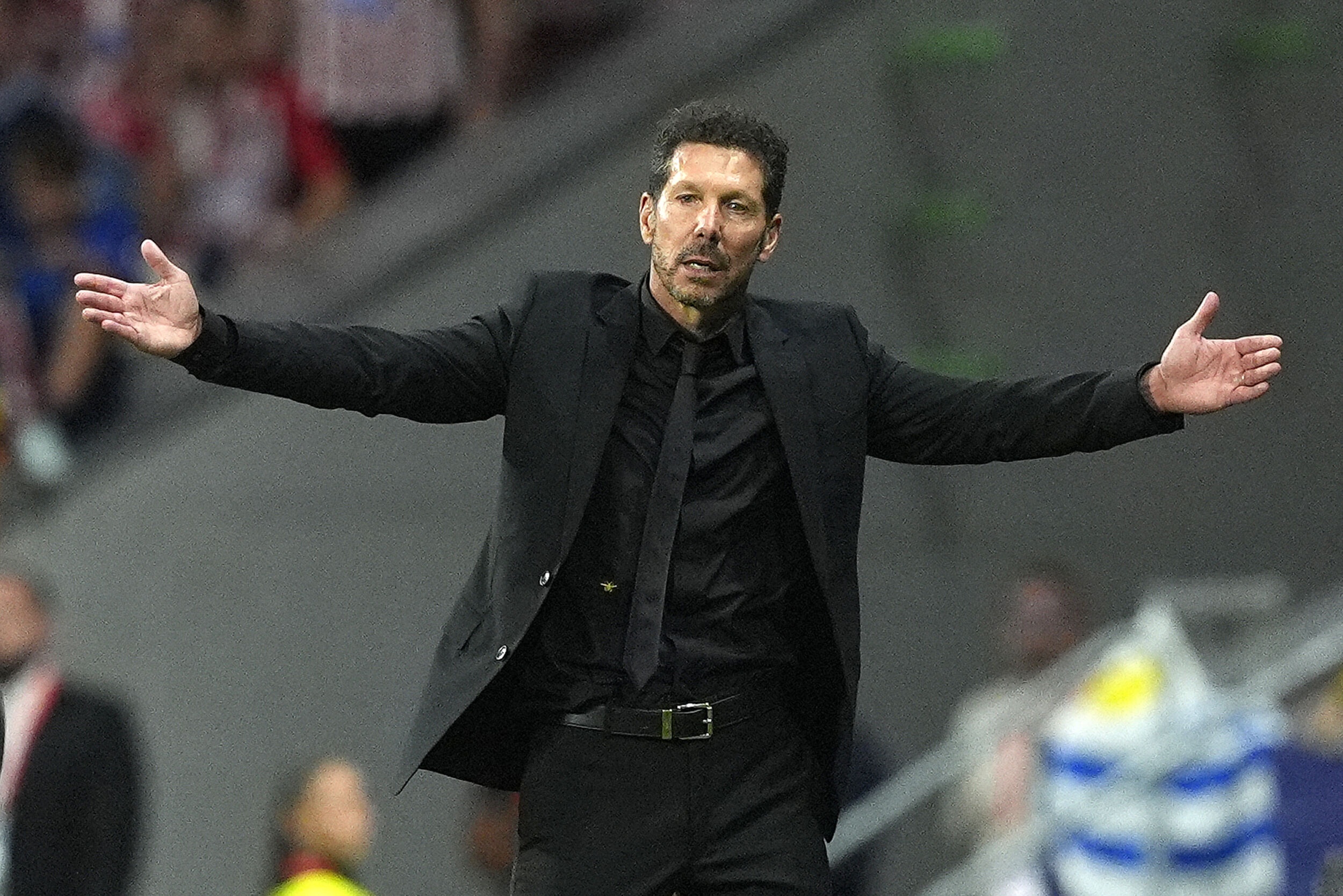 马竞正式抗议判罚标准不一 要求裁委会就马丁红牌改判做出解释