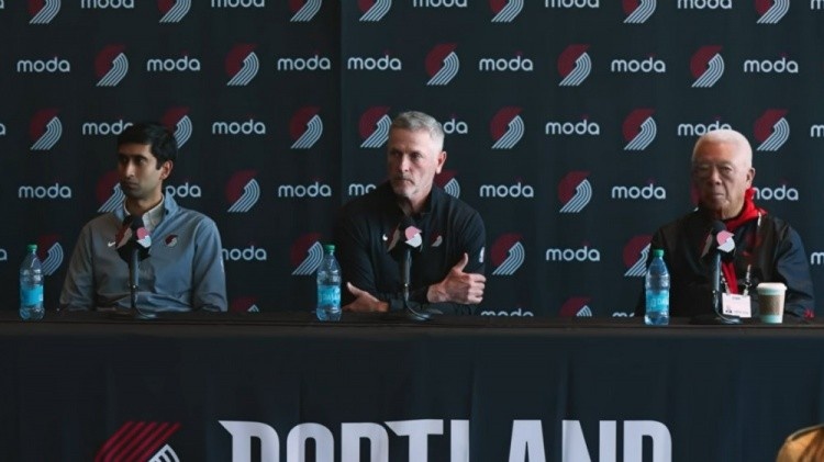 斯普利特率残阵开拓者锁定附加赛 新老板去留表态成唯一变数