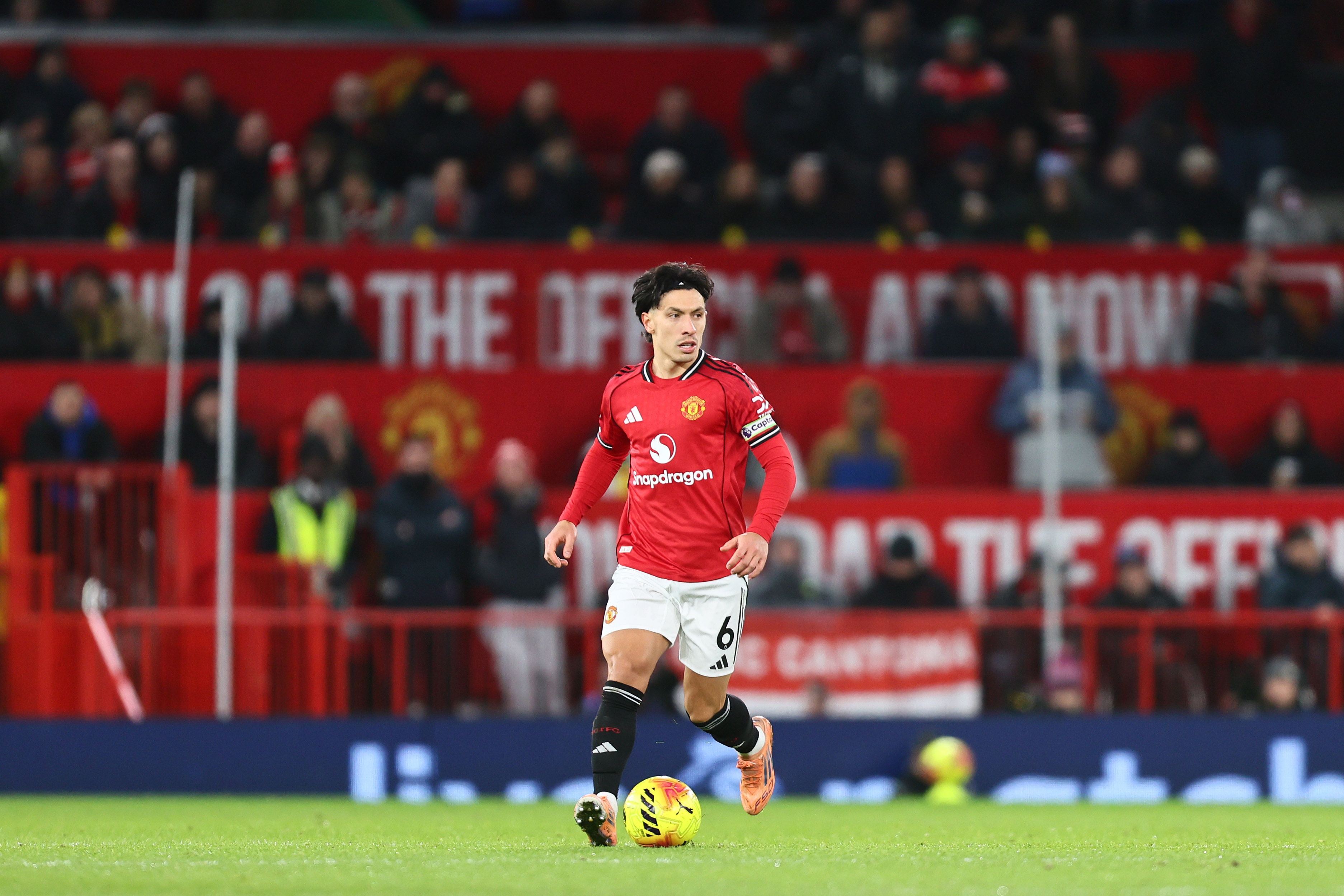 曼联都柏林集训名单公布 利马随队复出在即