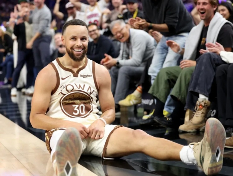 桂·桑托斯数据跃升 勇士锋线轮换浮现新变量