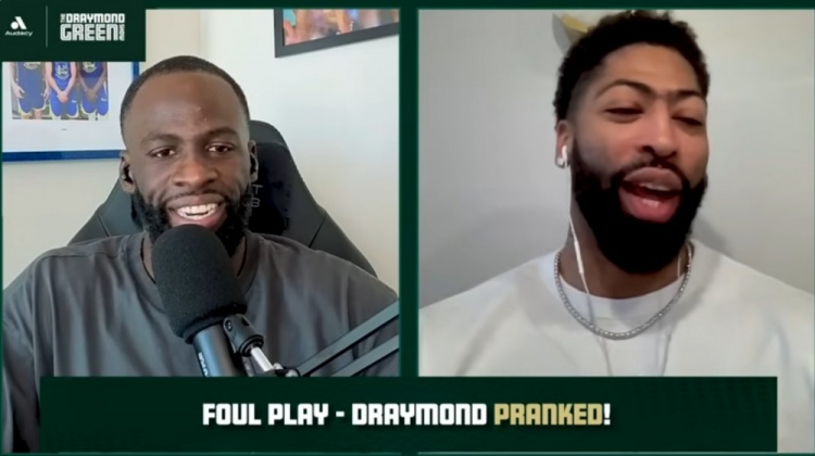 戴维斯揭秘整蛊节目选角内幕 追梦反派定位成首选