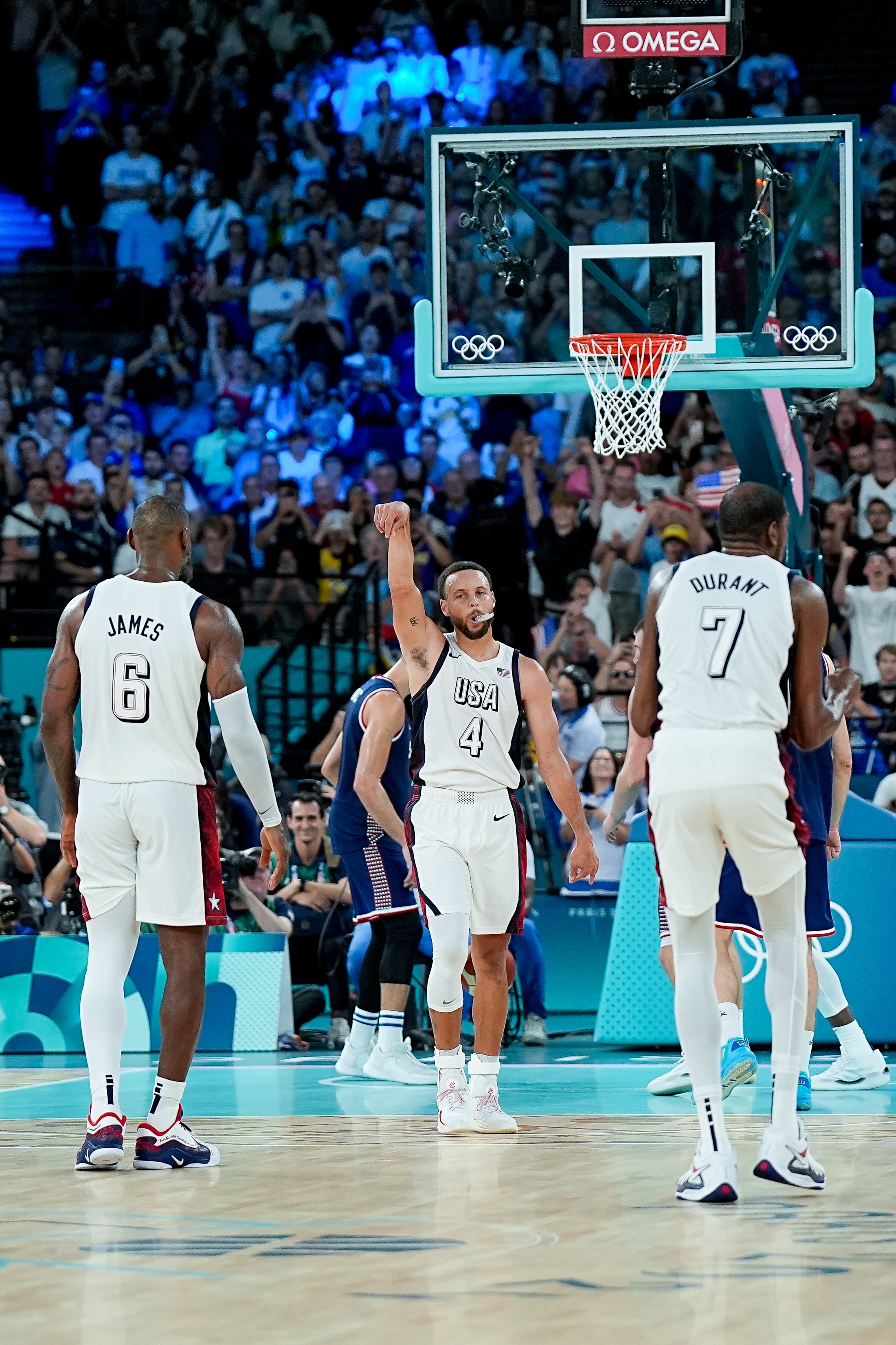 库克评詹杜库职业共性 巨星场下细节定义团队文化