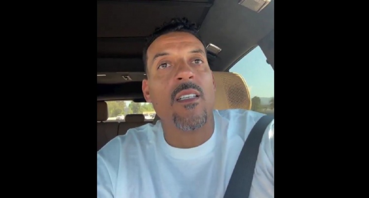 巴恩斯社媒回击贝弗利 直言其傲慢自负如小丑