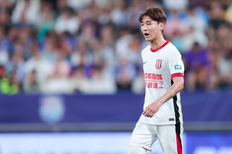 韦世豪传射主导逆转 成都蓉城补时绝杀北京国安 韦世豪传射主导逆转 成都蓉城补时绝杀北京国安