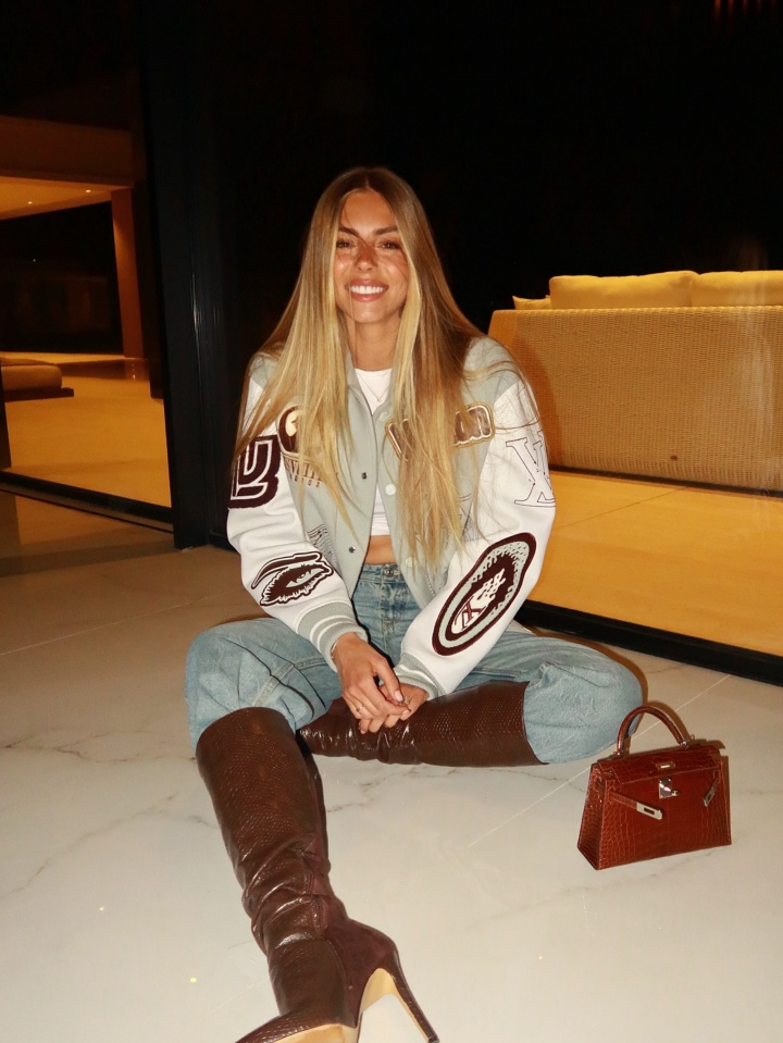 体坛周报资讯：恩德里克将为人父 蒂亚戈迎35岁生日 贝克汉姆携家出席球场揭幕