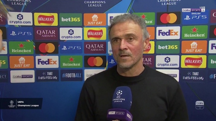 恩里克复盘安菲尔德之战 巴黎下半场顶住高压靠反击锁定胜局 恩里克复盘安菲尔德之战 巴黎下半场顶住高压靠反击锁定胜局