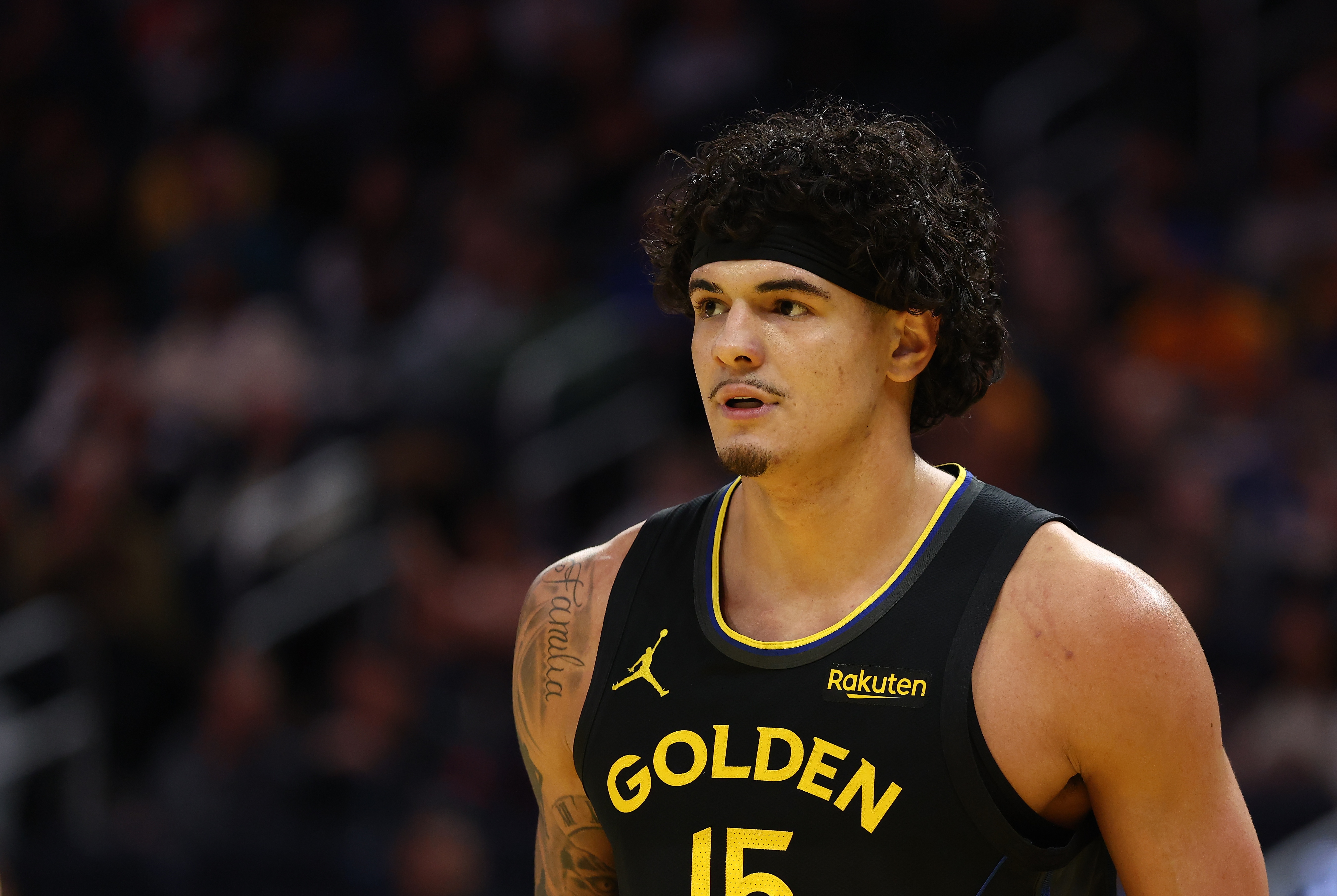 桑托斯谈续约勇士 保障感与责任感并存