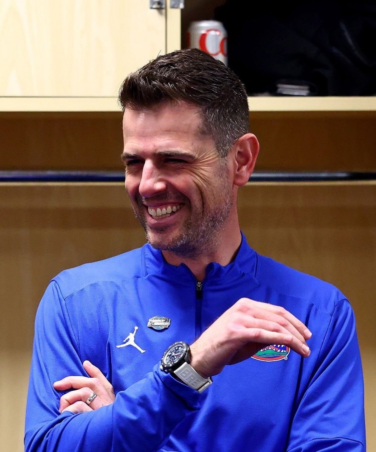 科尔潜在继任者浮现 勇士管理层考察佛罗里达大学冠军教头