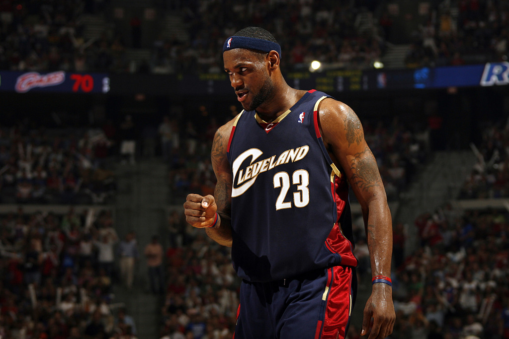 阿里纳斯：幼詹放现在场均50分 联防就是为防这类怪物