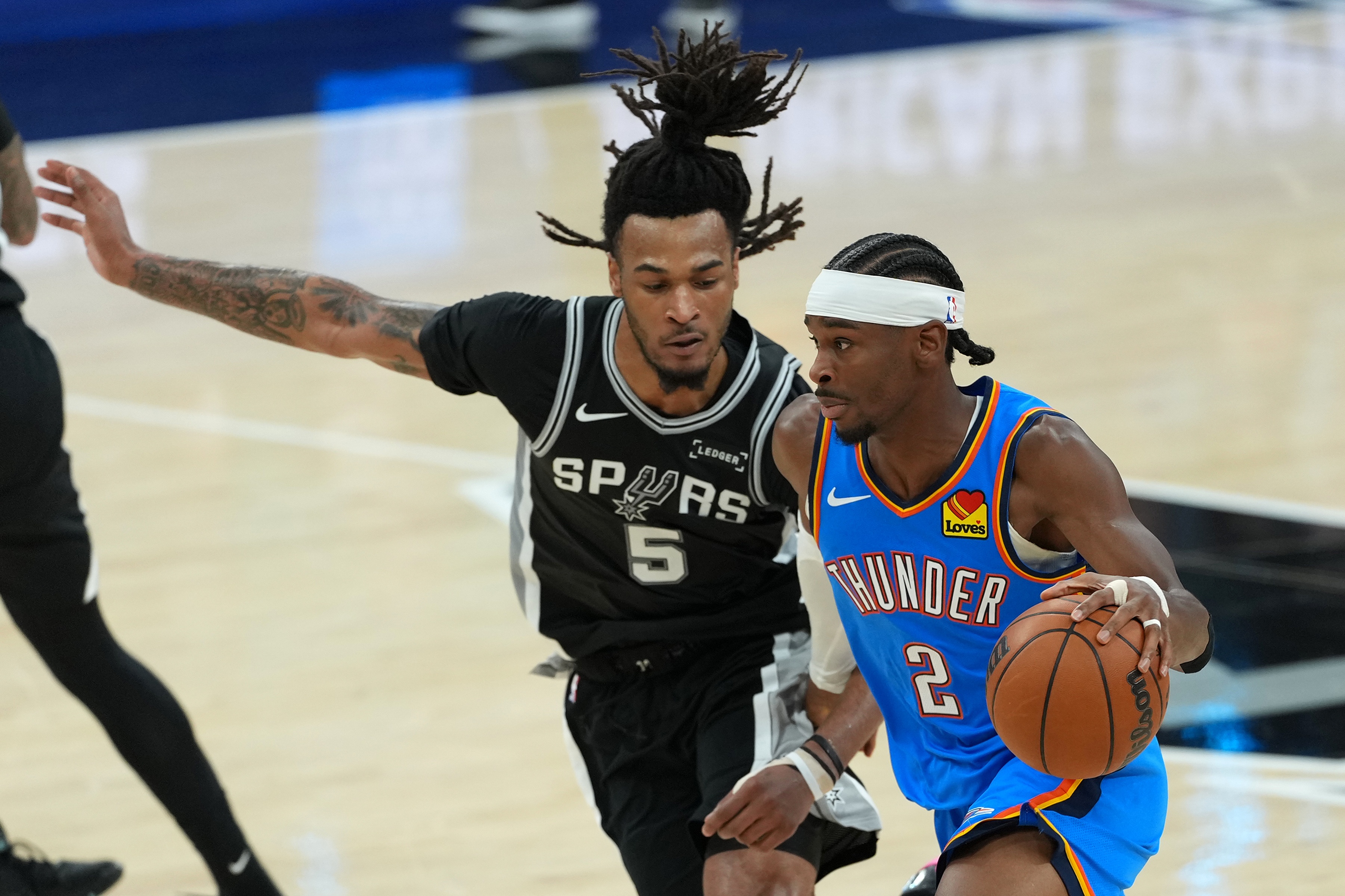 ESPN预测G4:马刺53.8%胜率占优,雷霆威廉姆斯出战成疑