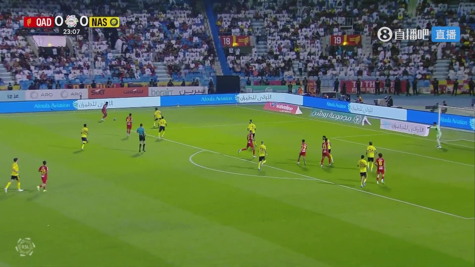 胜利0-1落后！库迪西亚边路起球，沙马特包抄破门
