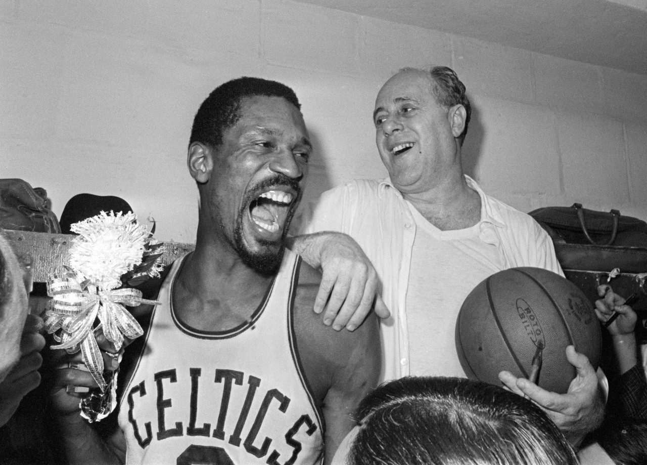 马刺0-2陷入绝境，总决赛主场翻盘史无前例