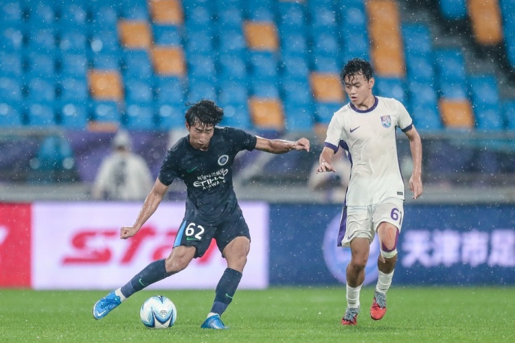 单刀被扑+雨战中断+替补闪击 深圳U20客场1-1津门虎