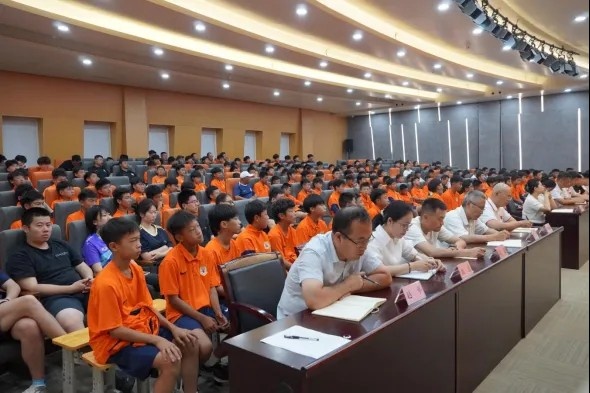 泰山足校召开赛风赛纪警示教育会 宣读处理决定部署常态化监管