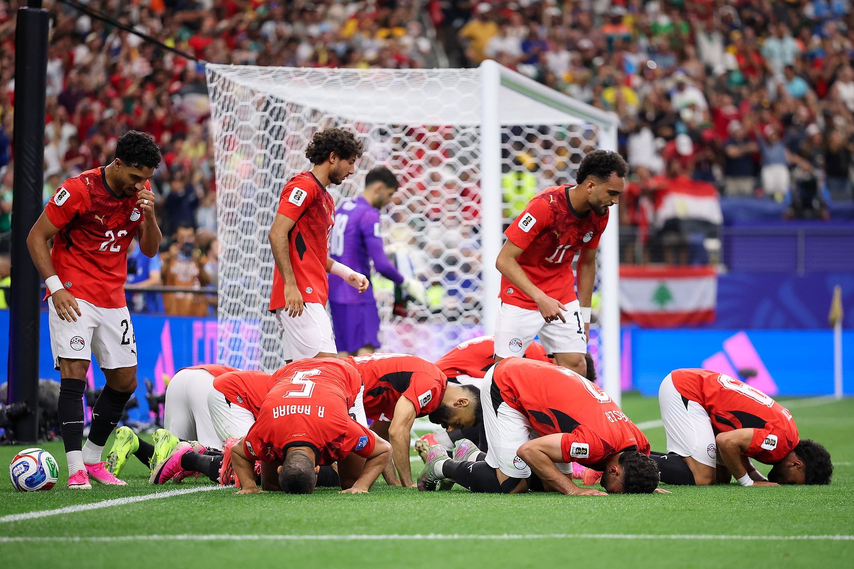 哈尼自摆乌龙,埃及1-1澳大利亚进加时 哈尼自摆乌龙,埃及1-1澳大利亚进加时