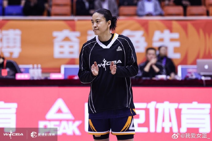 场均14+5+6+3断 王丽丽确认加盟山东女篮