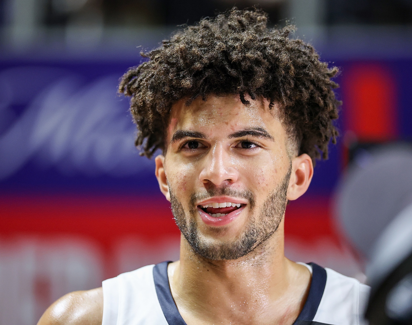 布泽尔夏联砍21分 称无需适应NBA三分线：杜克40%命中率证明一切