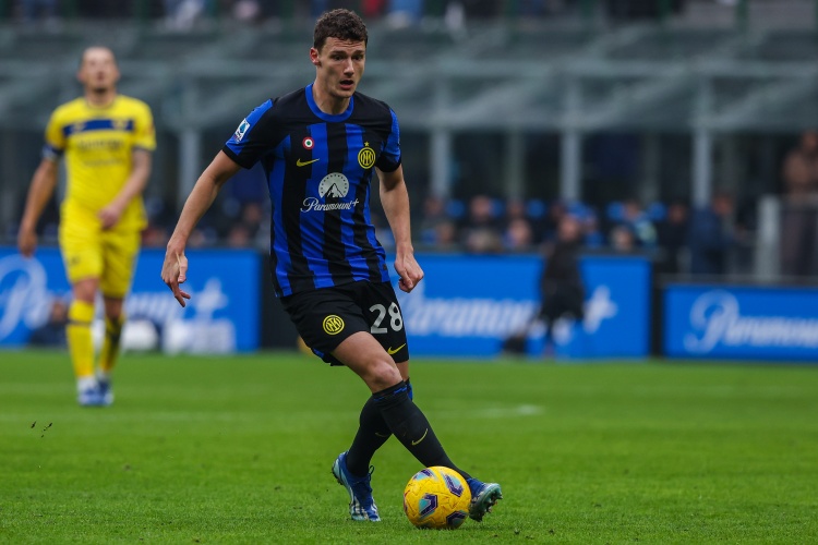 米体：帕瓦尔留队概率上升，国米后防引援陷入僵局