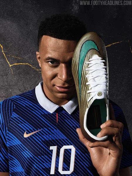 姆巴佩金靴战靴官宣:耐克刺客Superfly 11金色版8月发售,合约悬而未决 姆巴佩金靴战靴官宣:耐克刺客Superfly 11金色版8月发售,合约悬而未决