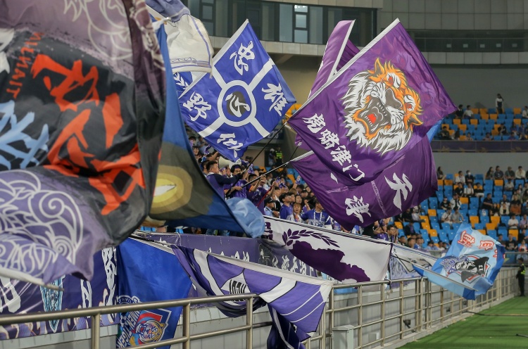 巴顿悼念去世球迷：优先照顾好自己，愿逝者安息