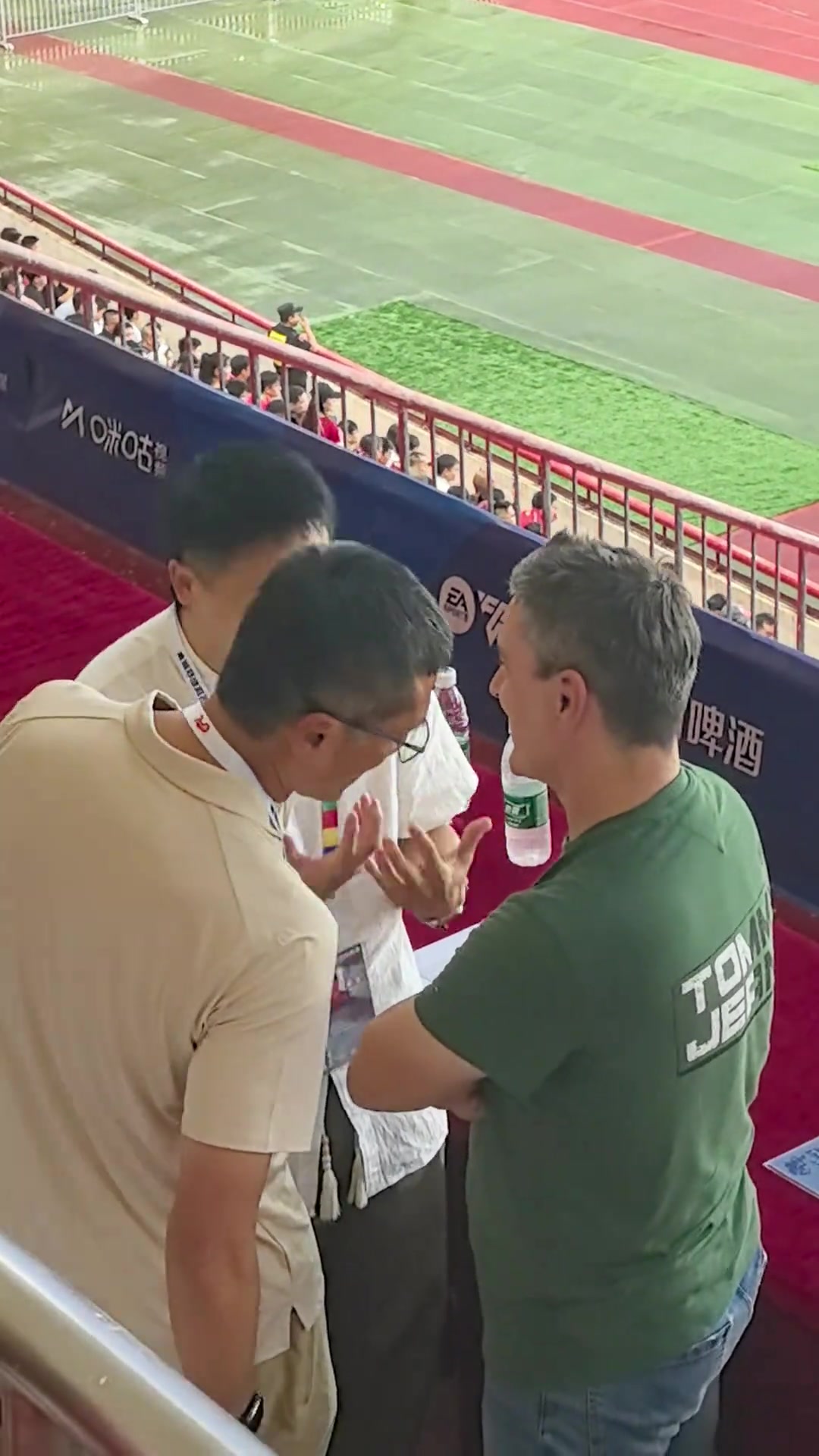 国足U23双主帅航海体育场碰头 河南1-1大连英博