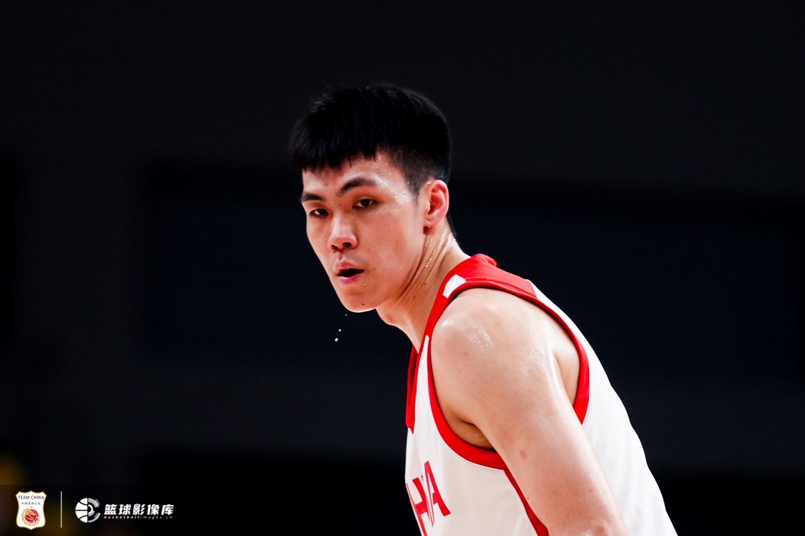 媒体人：庞峥麟今夏几乎没拉过 李悦洲未来后卫重要人选