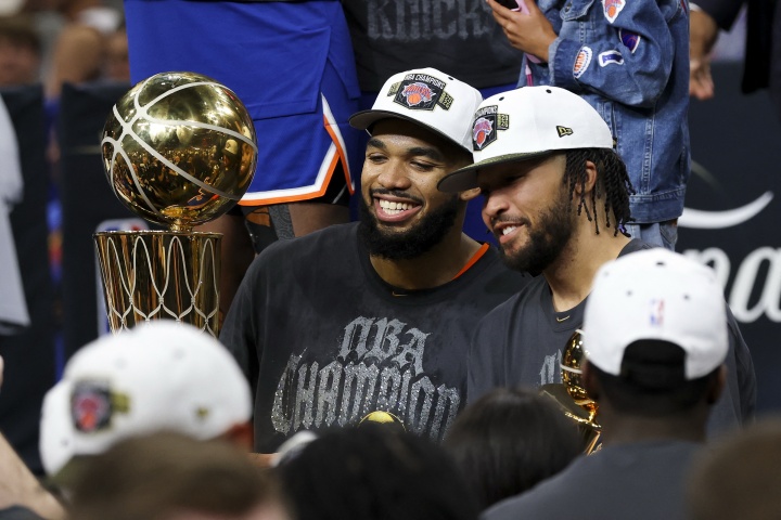 NBA官网东部实力榜:尼克斯力压76人登顶 凯尔特人仅第六 NBA官网东部实力榜:尼克斯力压76人登顶 凯尔特人仅第六