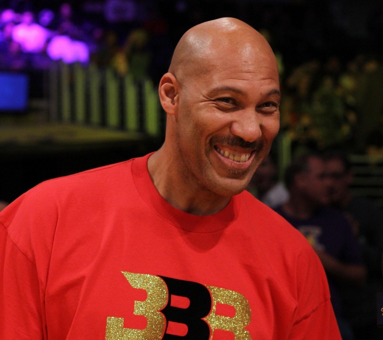 球爹谈压力定义：NBA赛场不算压力 入室抢劫二选一才是