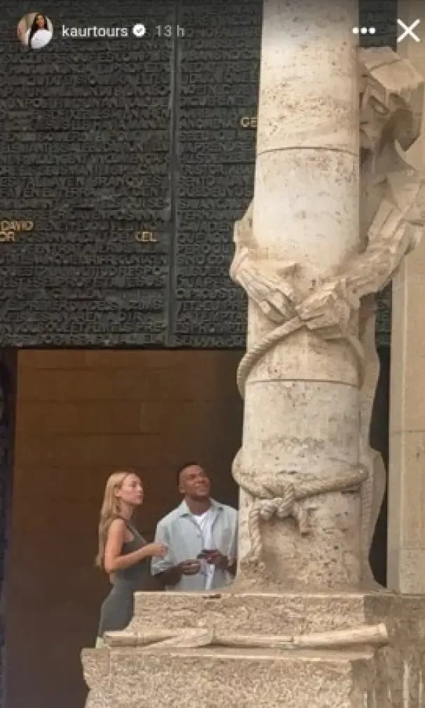 姆巴佩携女友游览圣家堂被导游晒照