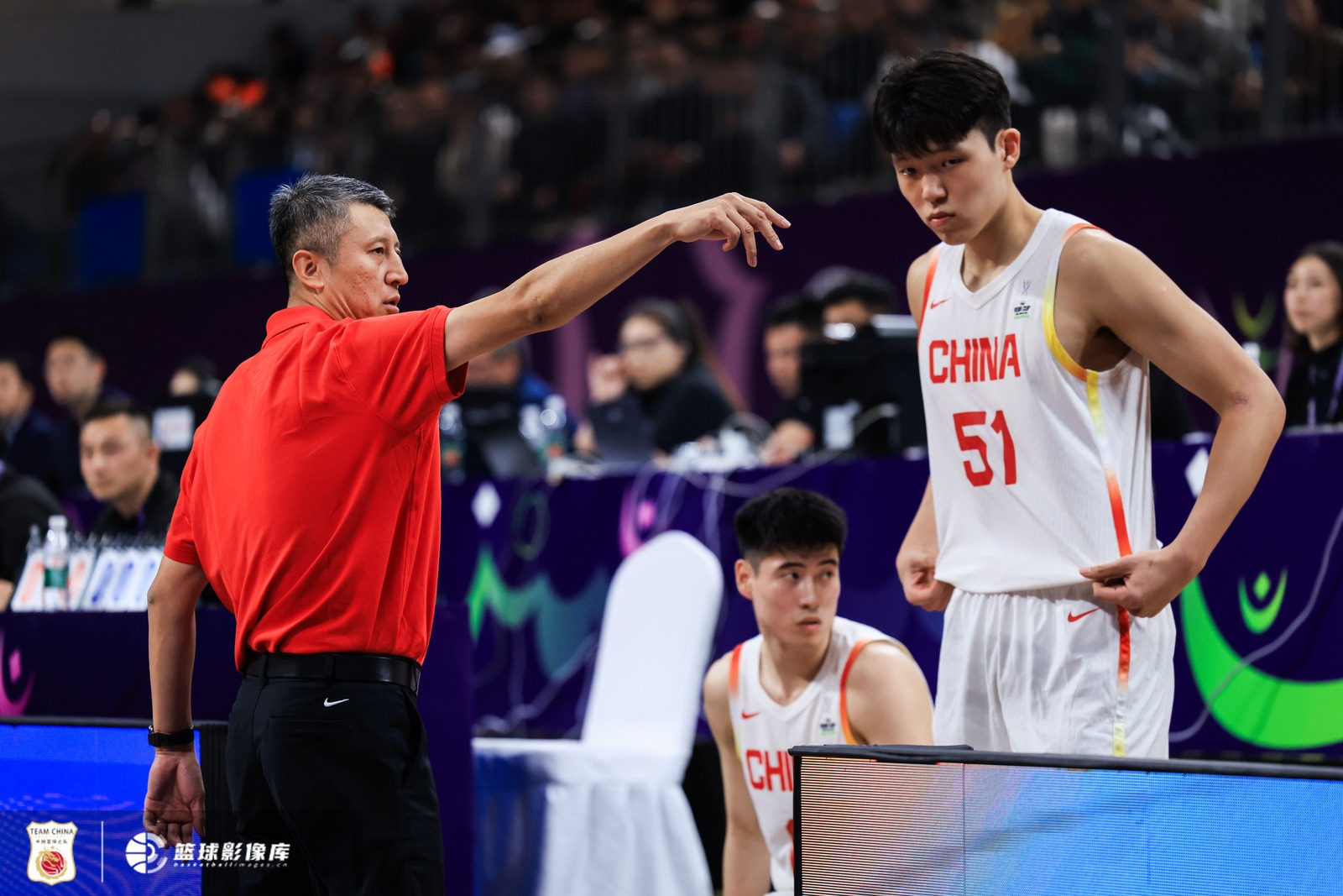 训练师：杨瀚森国家队与NBA用法不同 面框进攻待开发