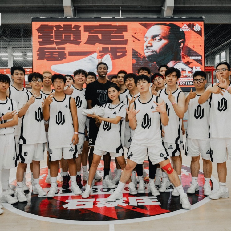 维金斯社媒晒20张图回顾中国行