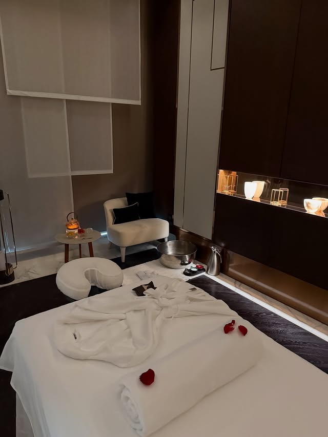 乔治妻子社媒晒中国行照片:上海48小时影像记录 乔治妻子社媒晒中国行照片:上海48小时影像记录
