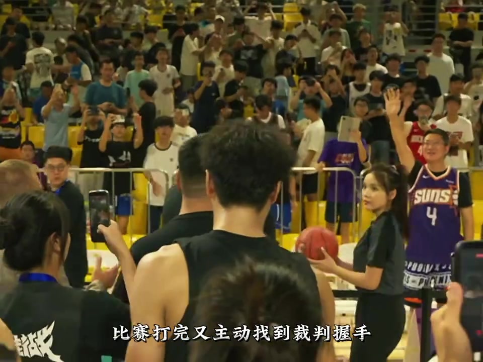 杰伦·格林百分大战100-51大胜陈泽文 暂停间隙秀胯下扣篮