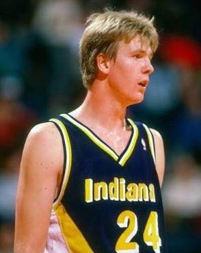 美媒评NBA历史15大7尺2以上长人 贾巴尔居首姚明第四 美媒评NBA历史15大7尺2以上长人 贾巴尔居首姚明第四