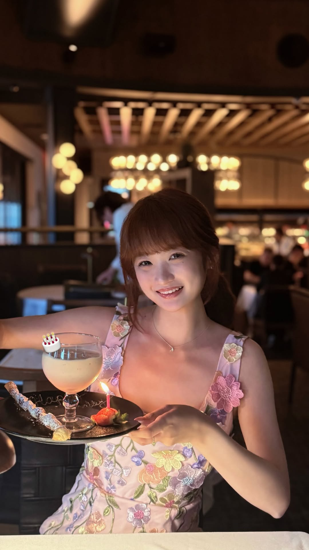 杨瀚森社媒晒女友照祝24岁生日 开拓者中国球员罕见公开恋情 杨瀚森社媒晒女友照祝24岁生日 开拓者中国球员罕见公开恋情