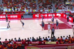 [廖三宁中投]巨星打法！廖三宁持球单打翻身后仰压哨命中，助中国男篮反超比分